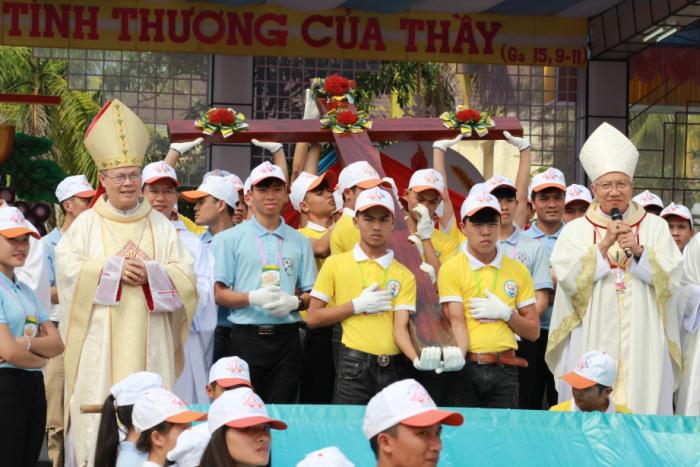 Nhấn vào ảnh để xem kích thước thật
Tên: DHGT-giaotinhHaNoi-XIV-25.jpg
Lần xem: 935
Kích thước: 62.2 KB