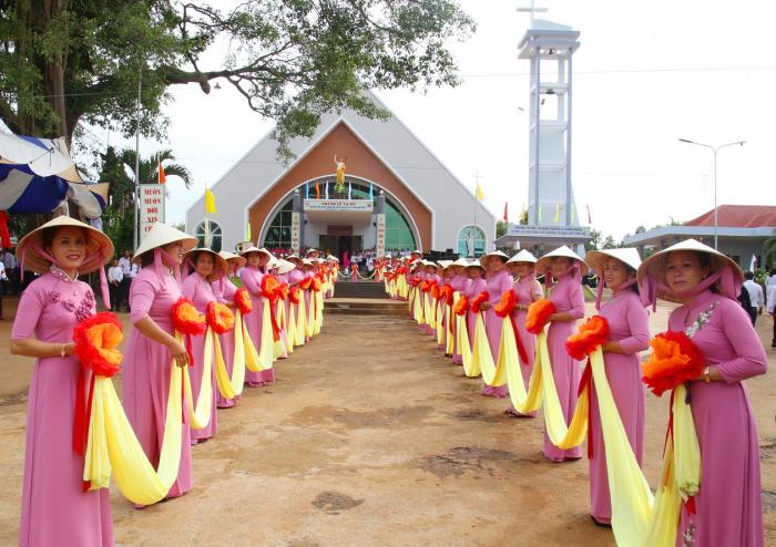 Nhấn vào ảnh để xem kích thước thật
Tên: vinhhuong_60nam_105.jpg
Lần xem: 5568
Kích thước: 69.2 KB